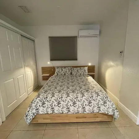 Comfortable Modern Apartment- Central Location. Miami Exterior photo