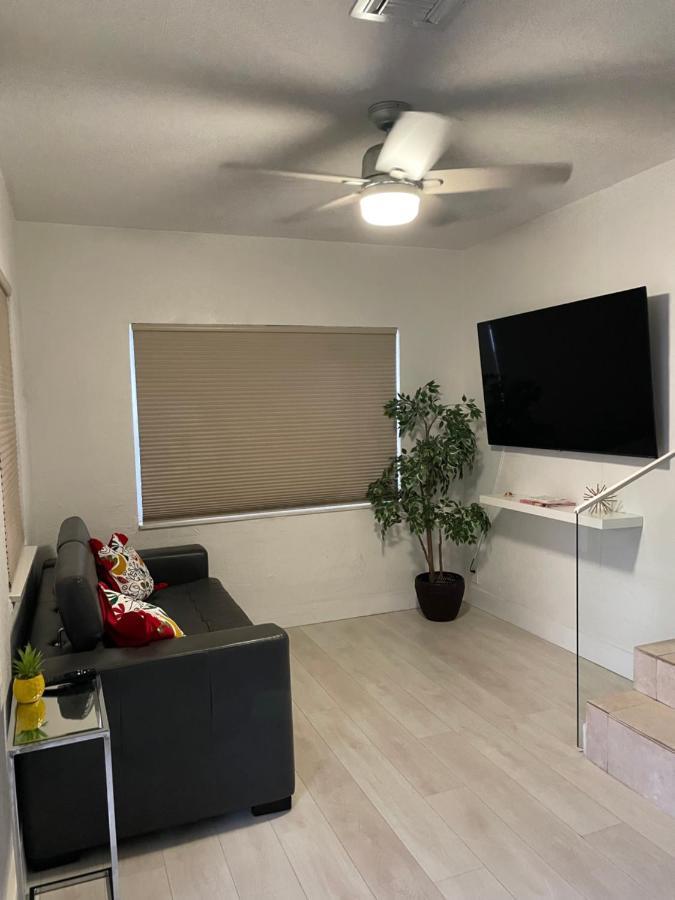 Comfortable Modern Apartment- Location. Apartamento *